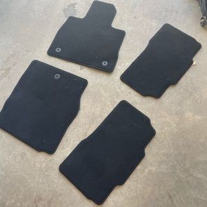 2020 Ford Explorer floor mats